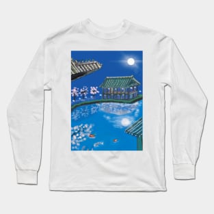 Moonlight in the palace Long Sleeve T-Shirt